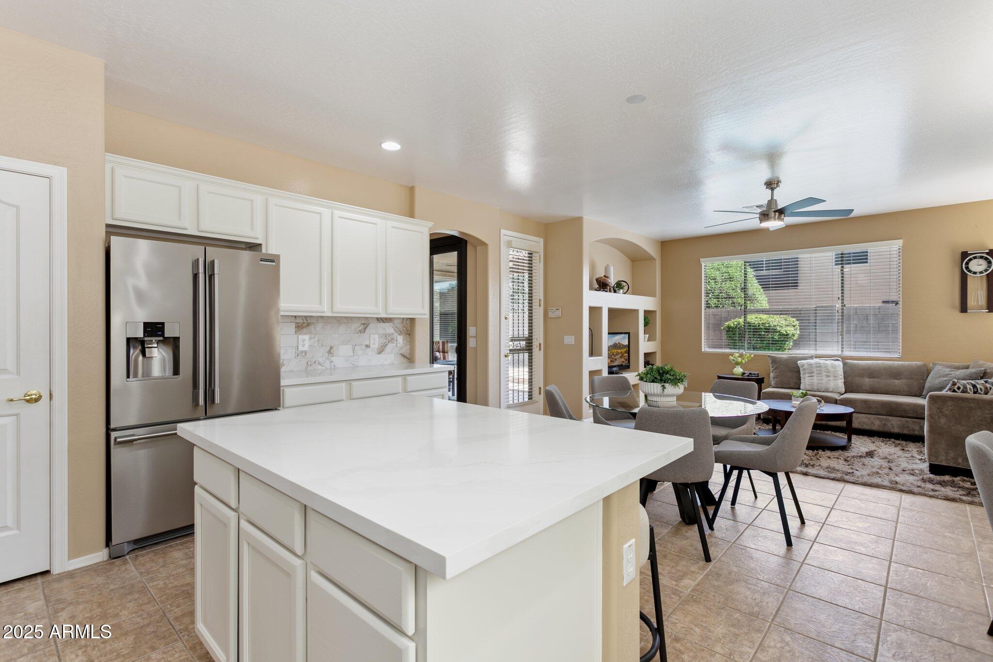 4159 E SHANNON Street