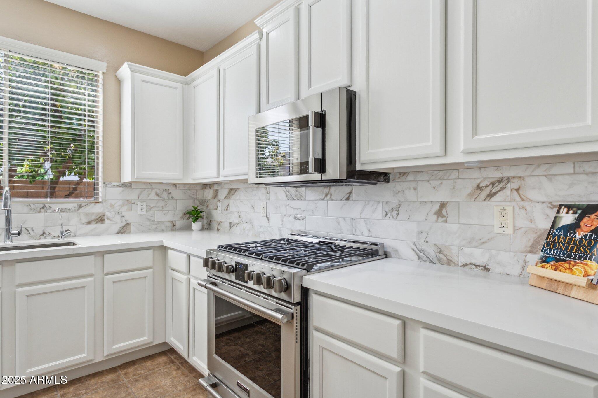 4159 E SHANNON Street