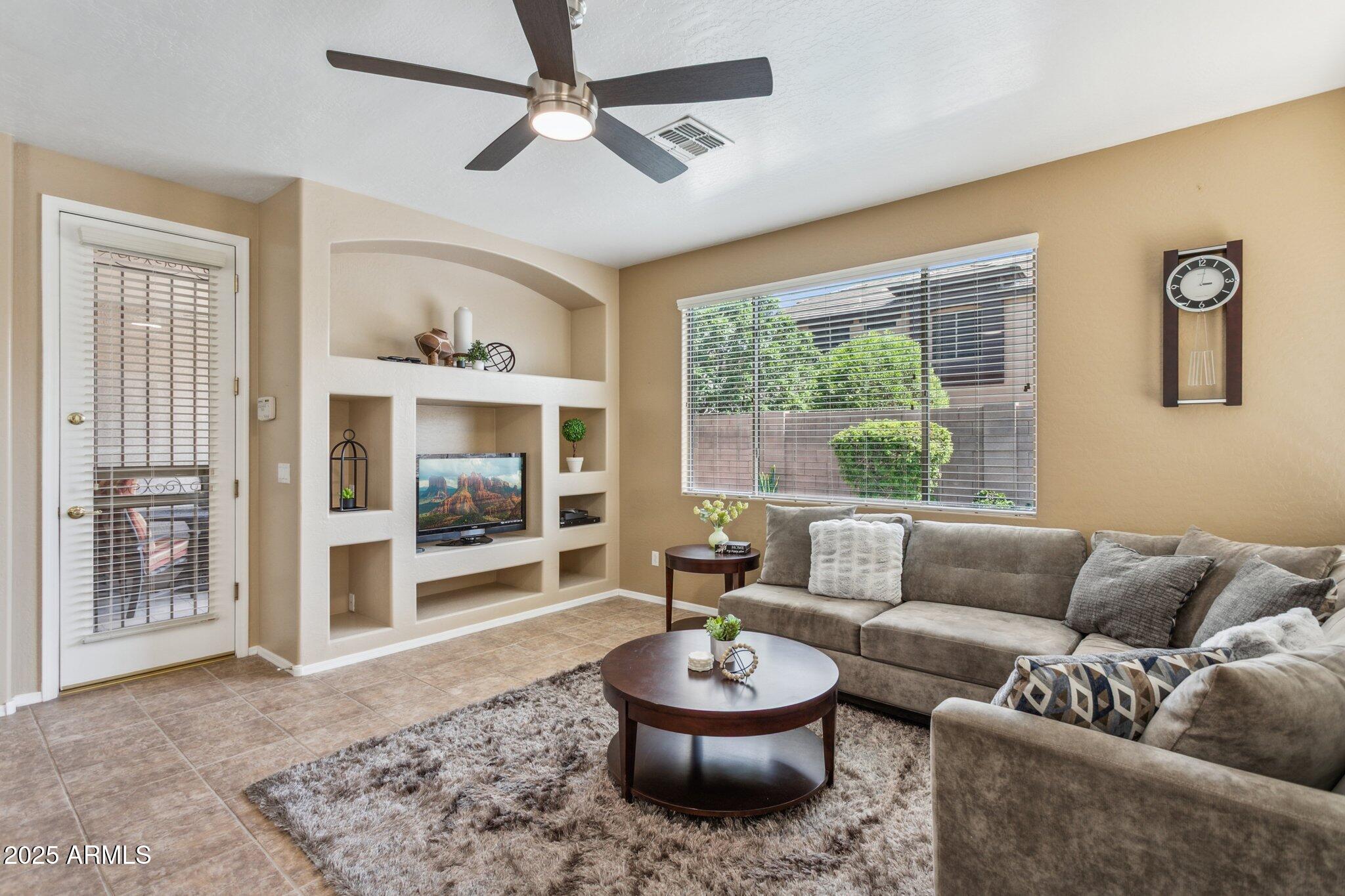 4159 E SHANNON Street