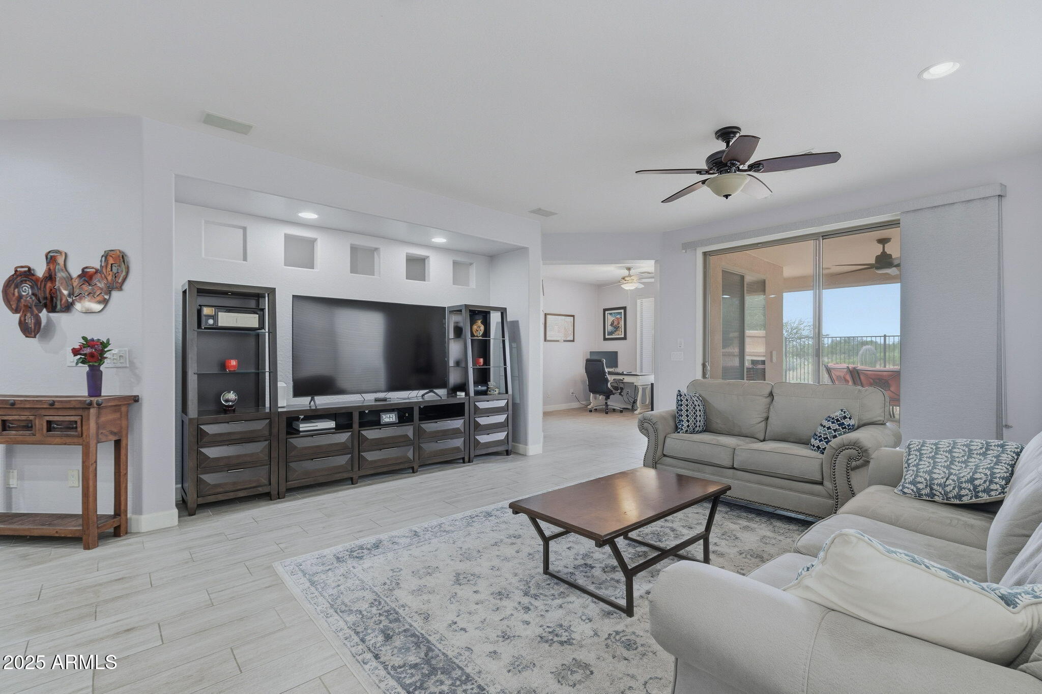 41124 N PRESTANCIA Drive