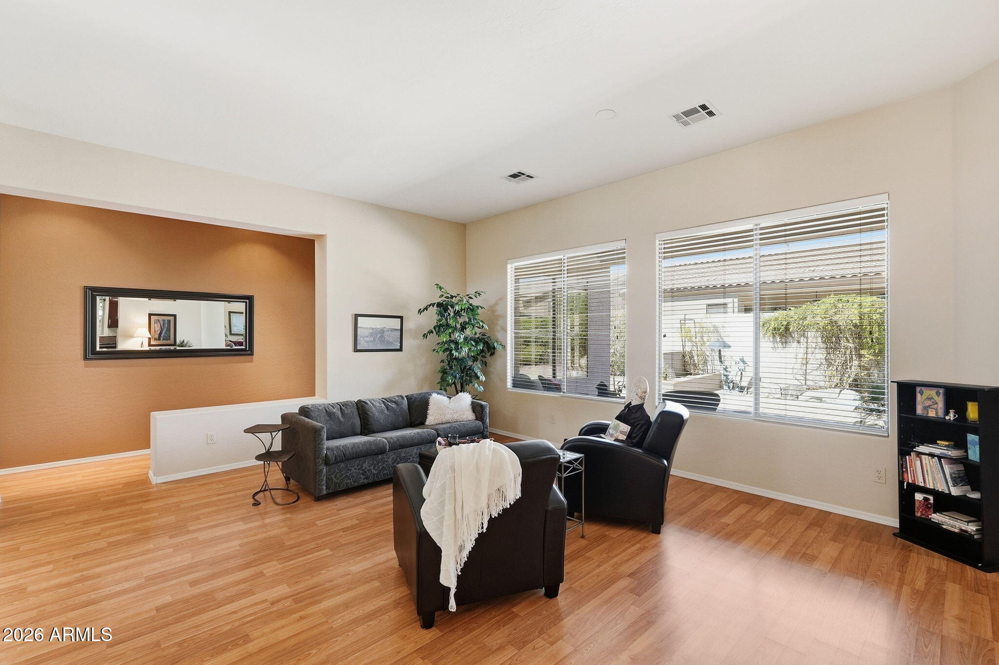 6796 W Abraham Lane