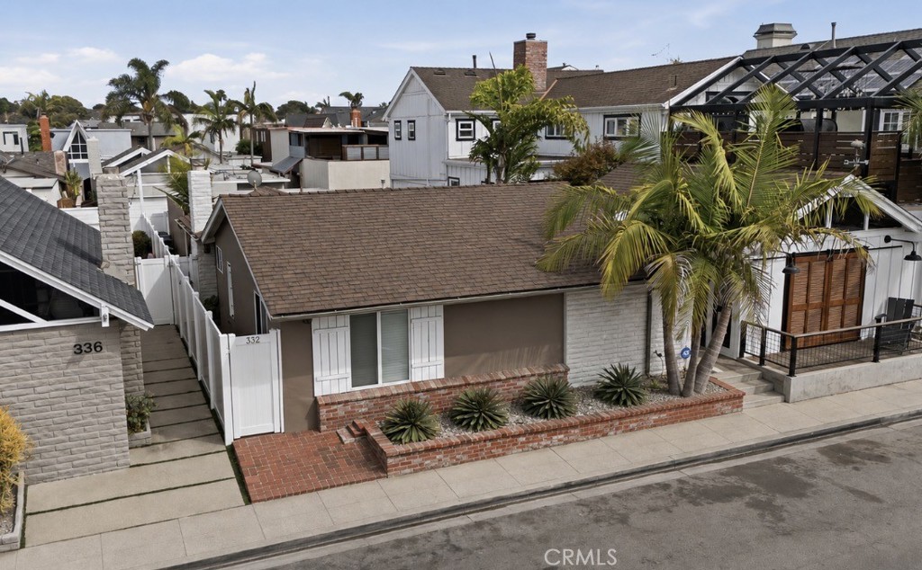 332 Lugonia Street