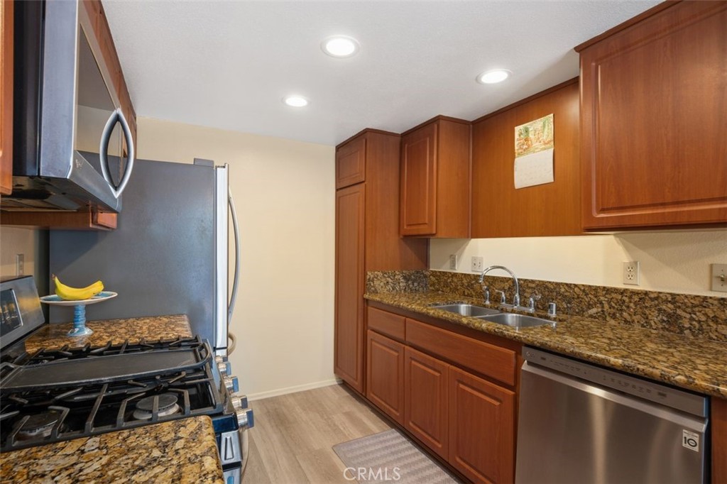 14533 Larch