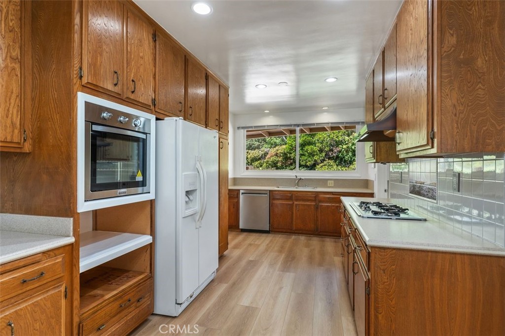 32215 Schooner Drive