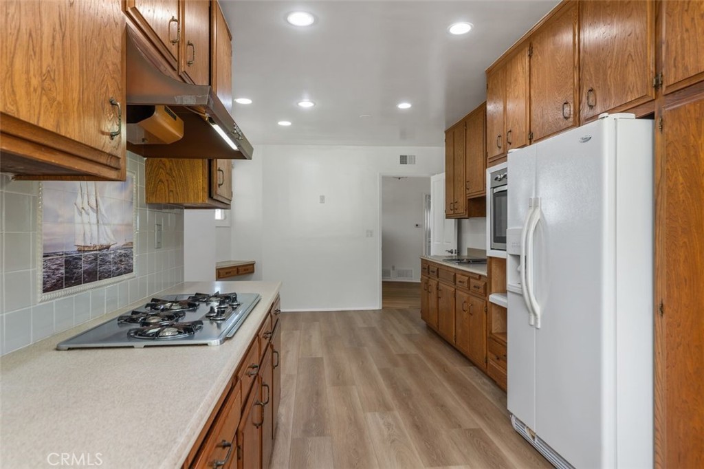 32215 Schooner Drive