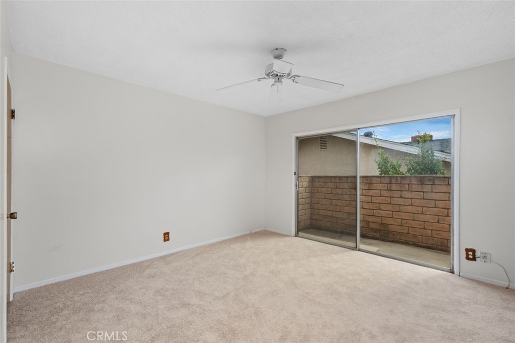 1990 Avenida Feliciano