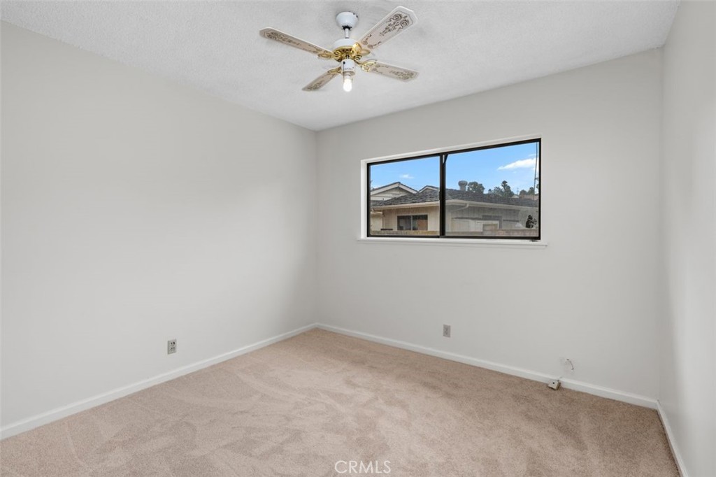 1990 Avenida Feliciano