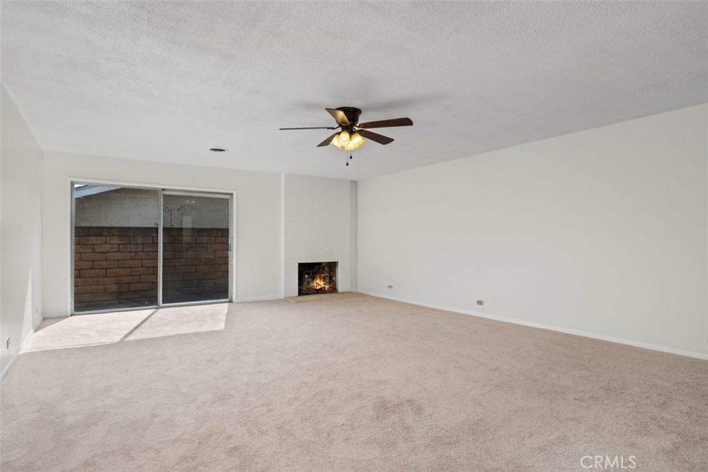 1990 Avenida Feliciano