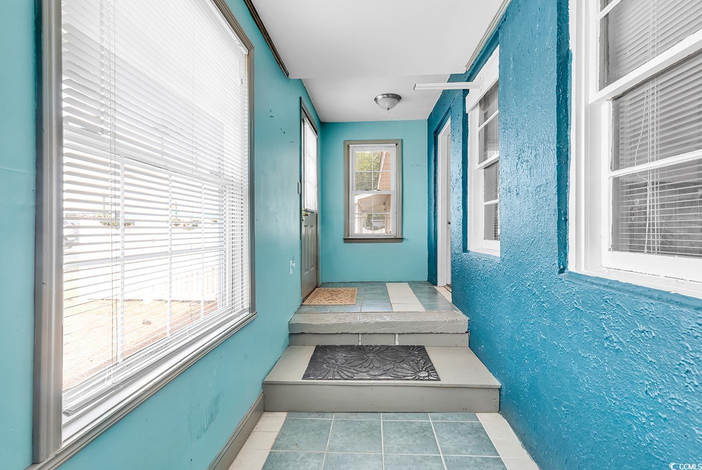 111 S Poplar Dr.