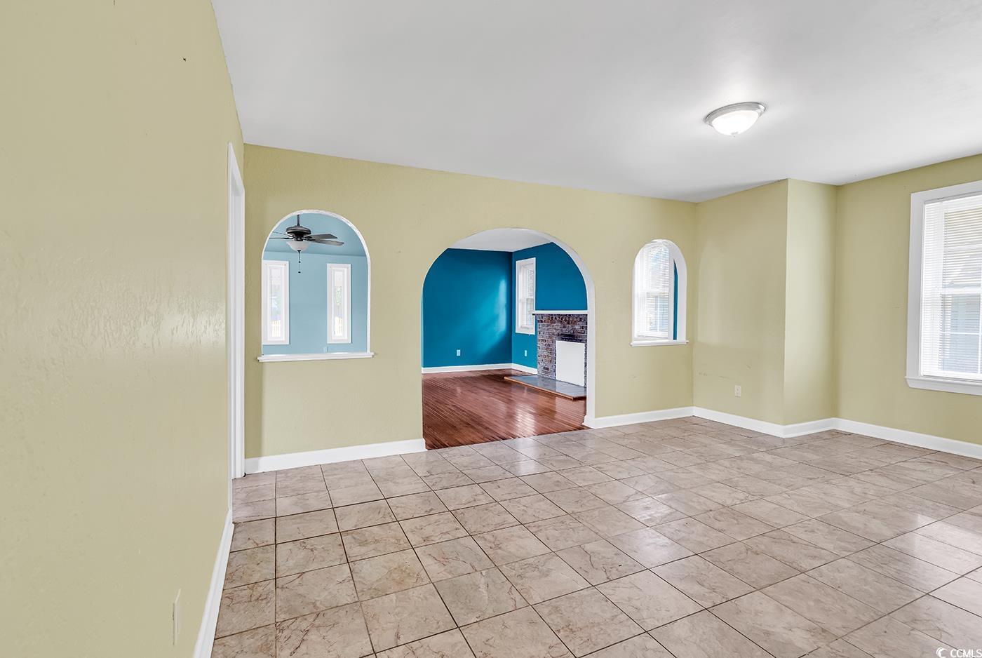 111 S Poplar Dr.