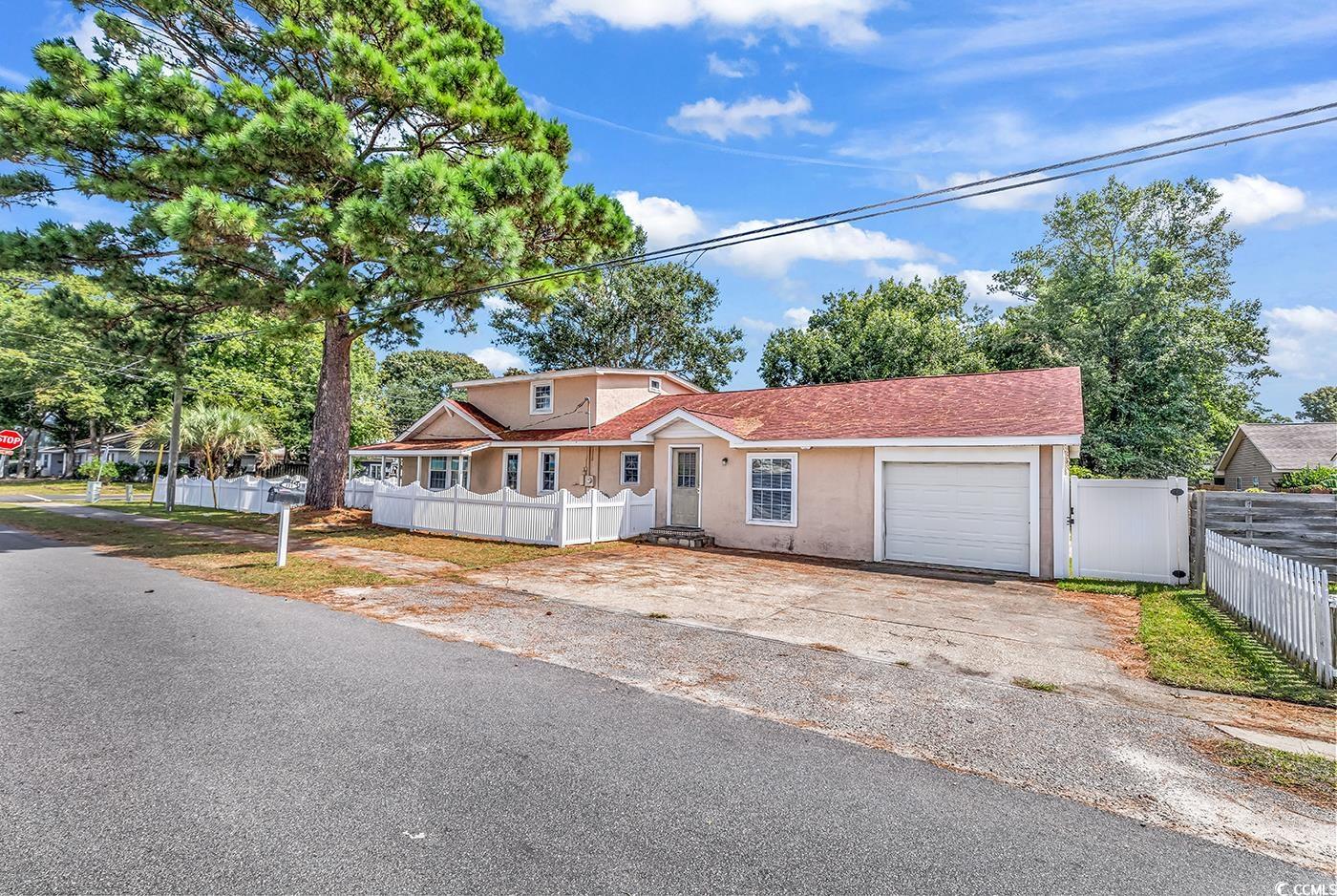 111 S Poplar Dr.