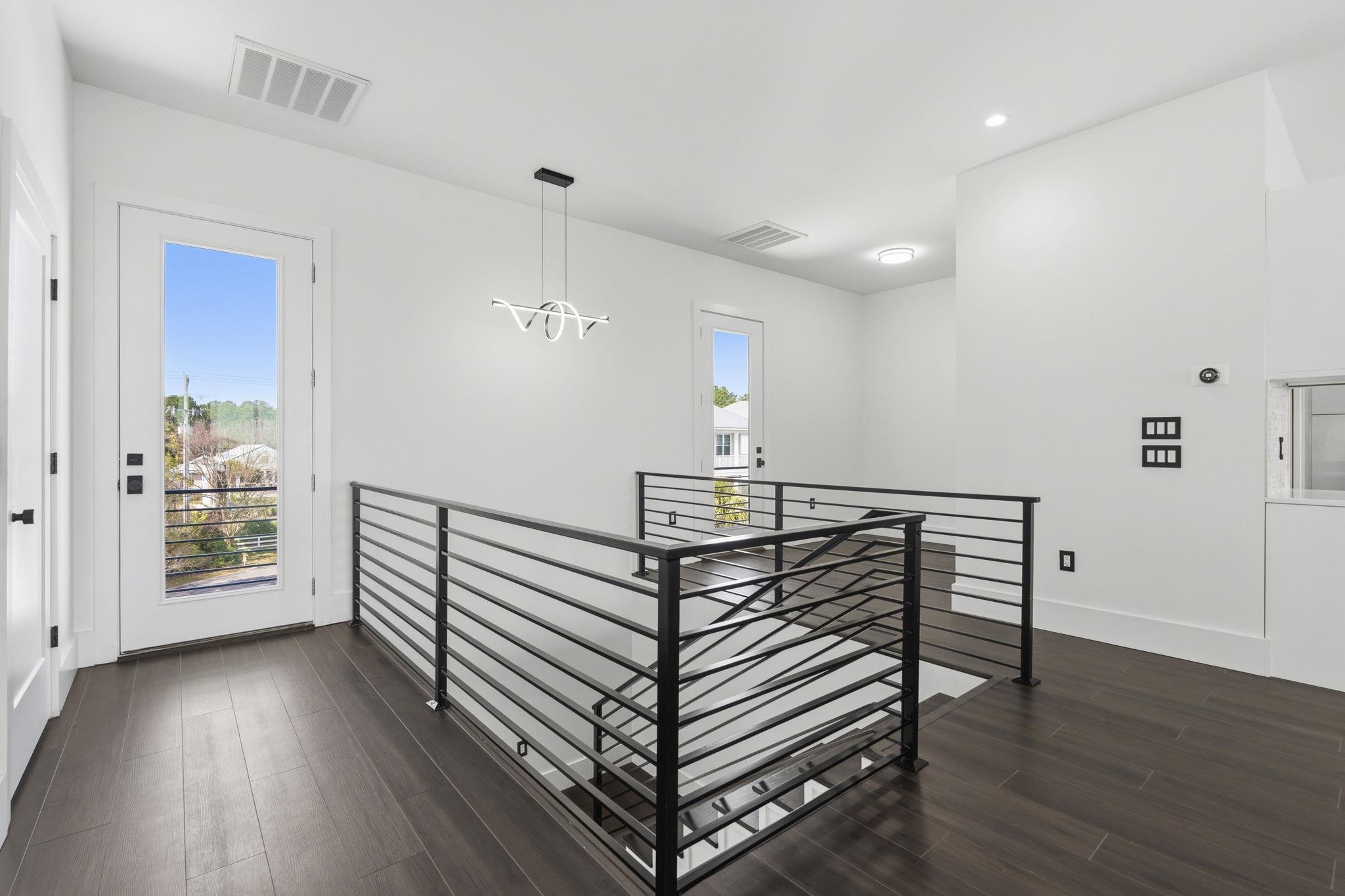 42 Enclave Pl.