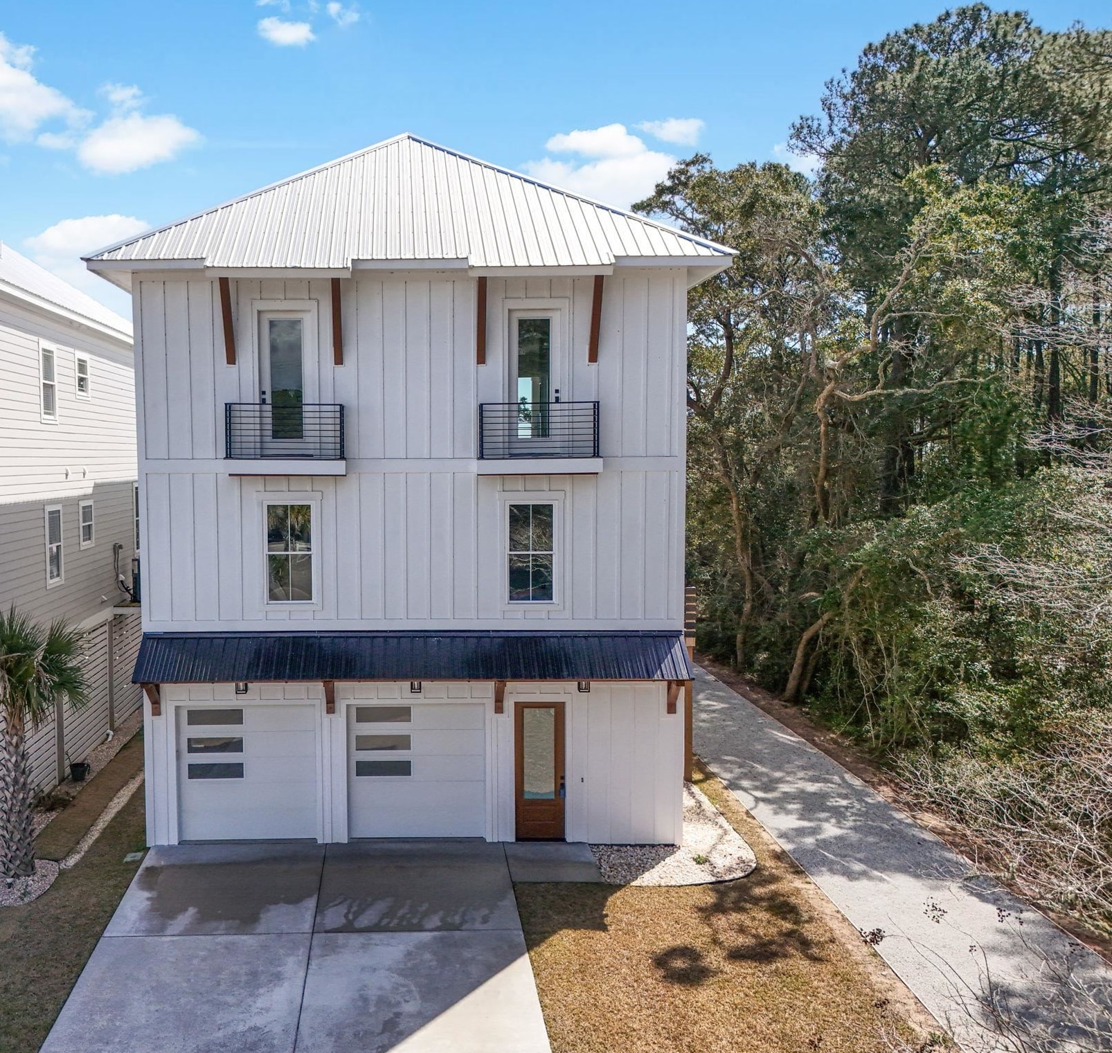 42 Enclave Pl.