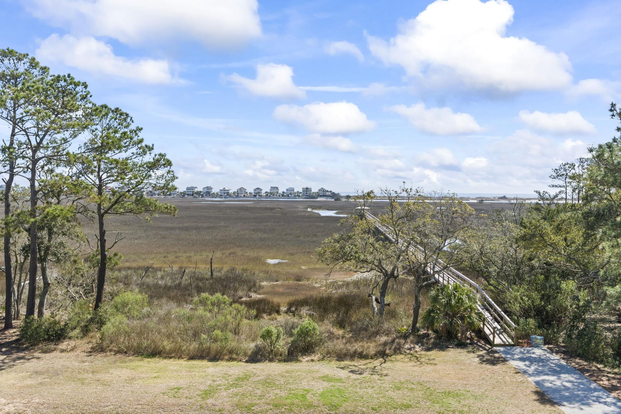 42 Enclave Pl.