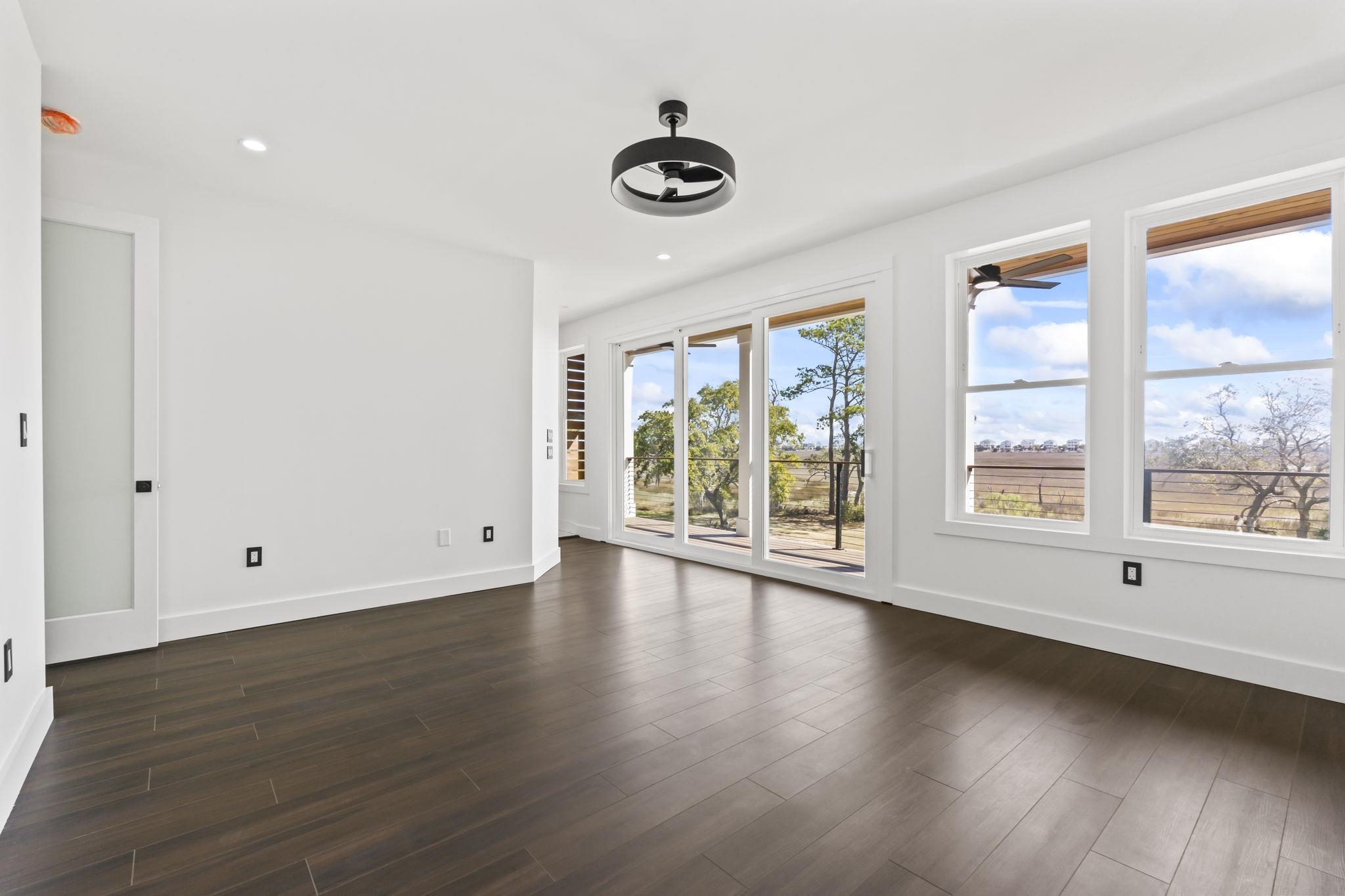 42 Enclave Pl.