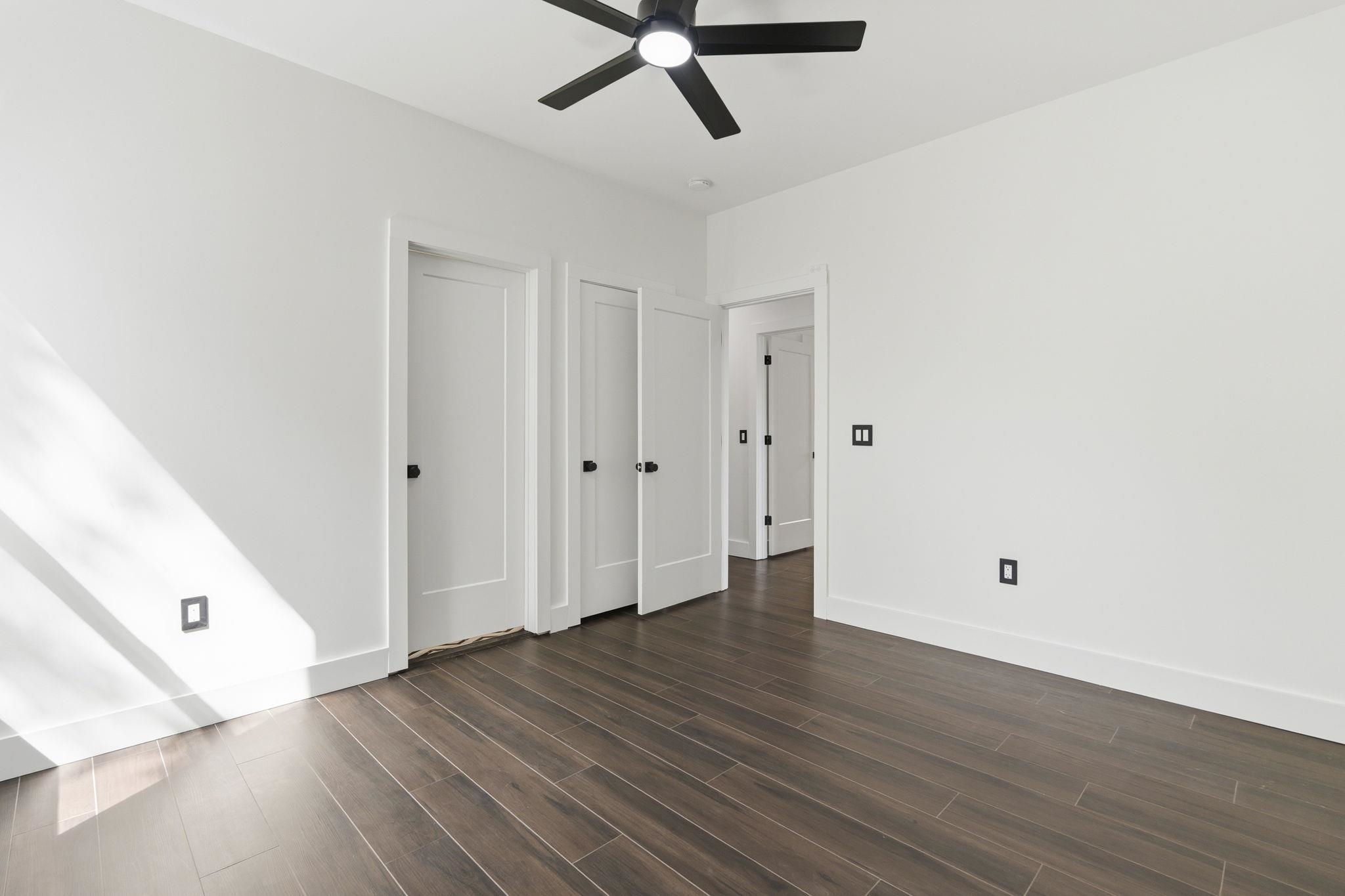 42 Enclave Pl.