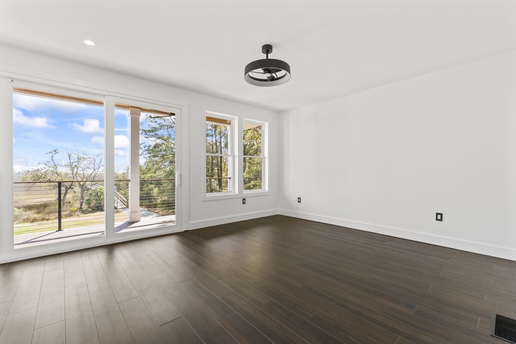 42 Enclave Pl.