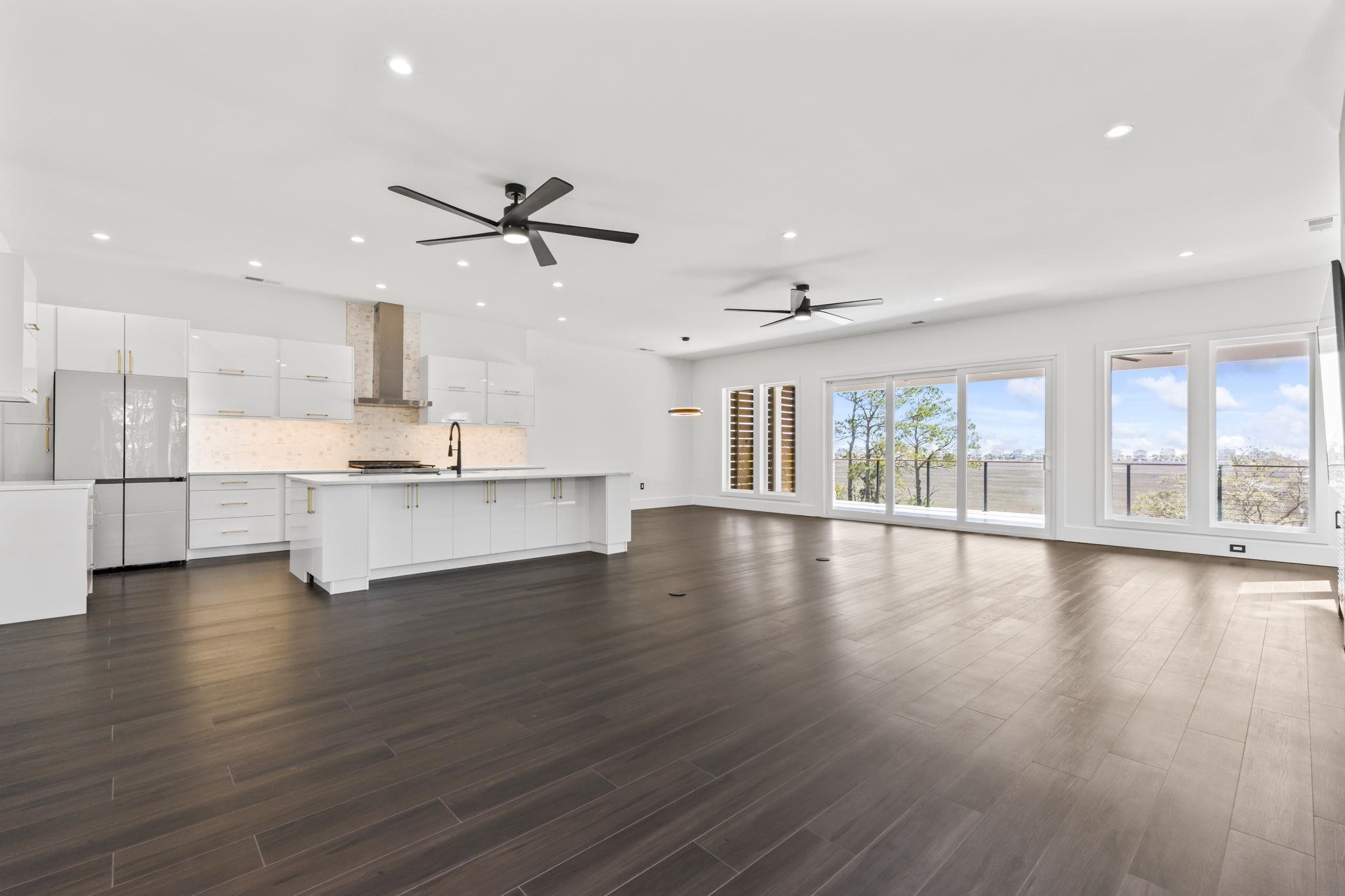 42 Enclave Pl.