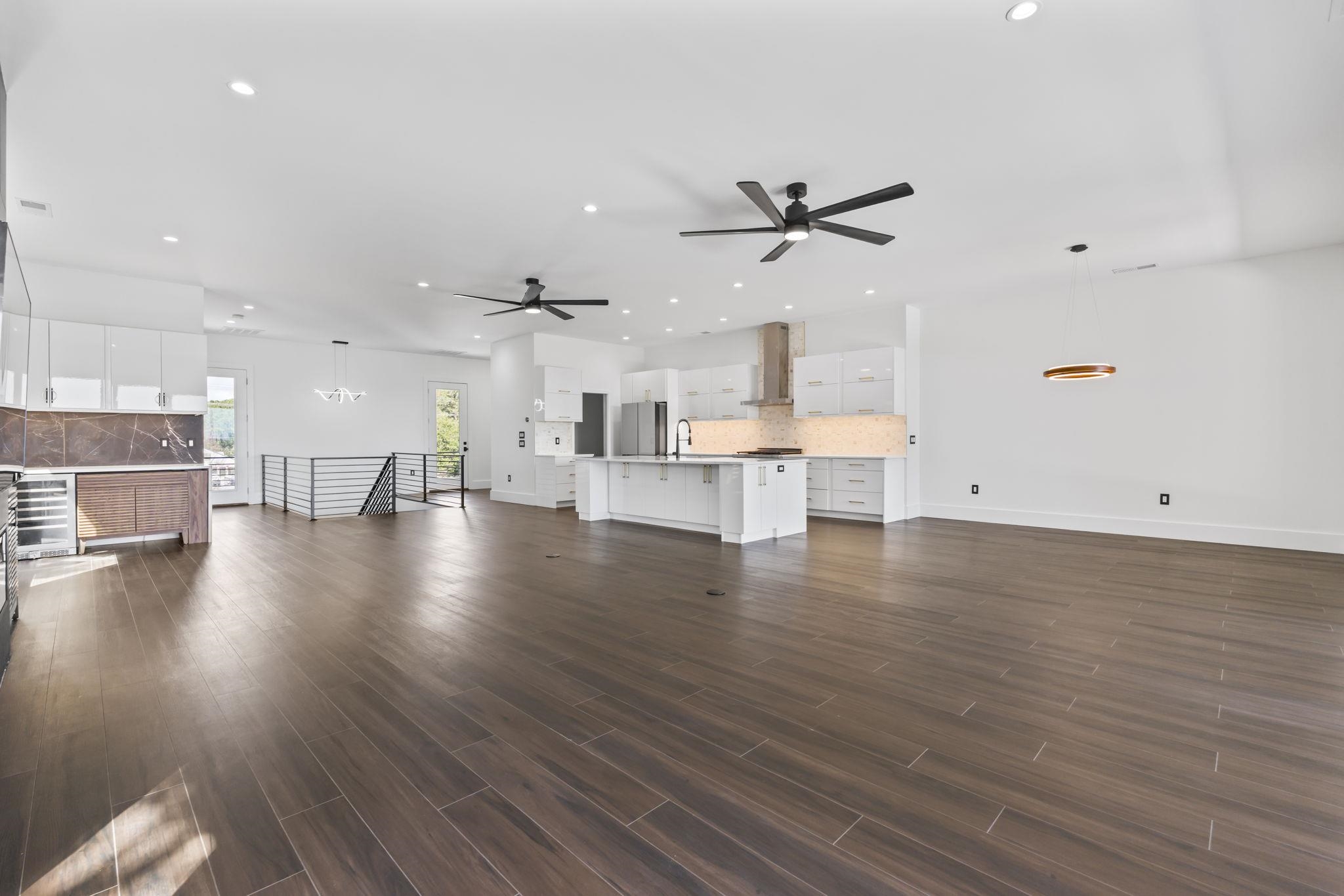 42 Enclave Pl.