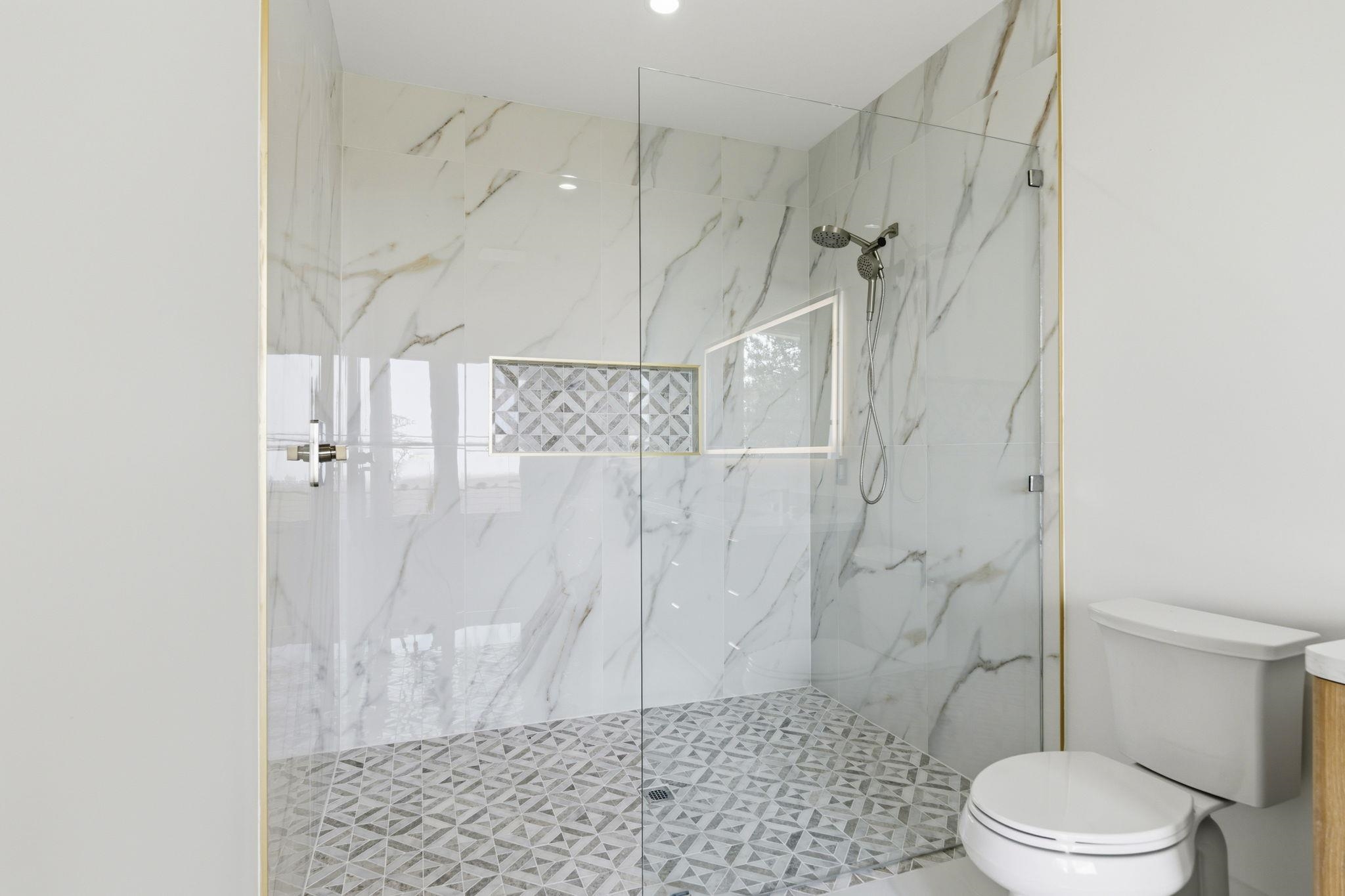 42 Enclave Pl.
