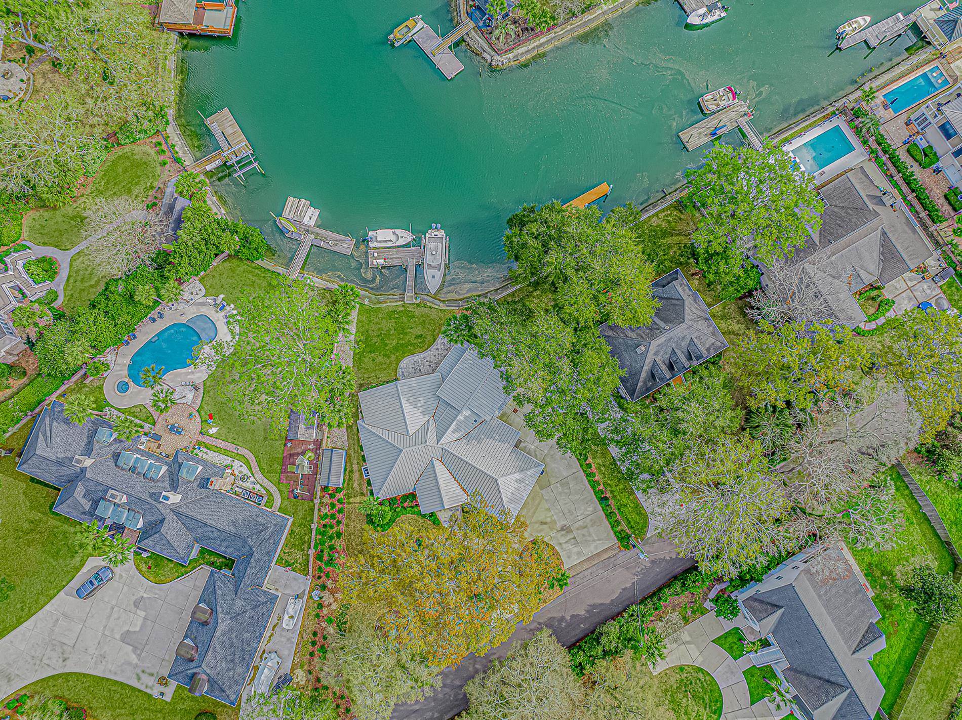 338 Rum Gully Rd.