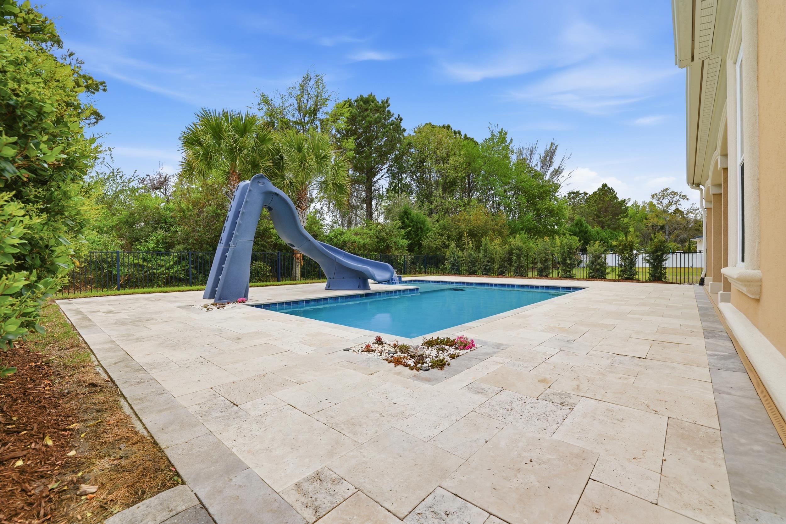 630 Edgecreek Dr.