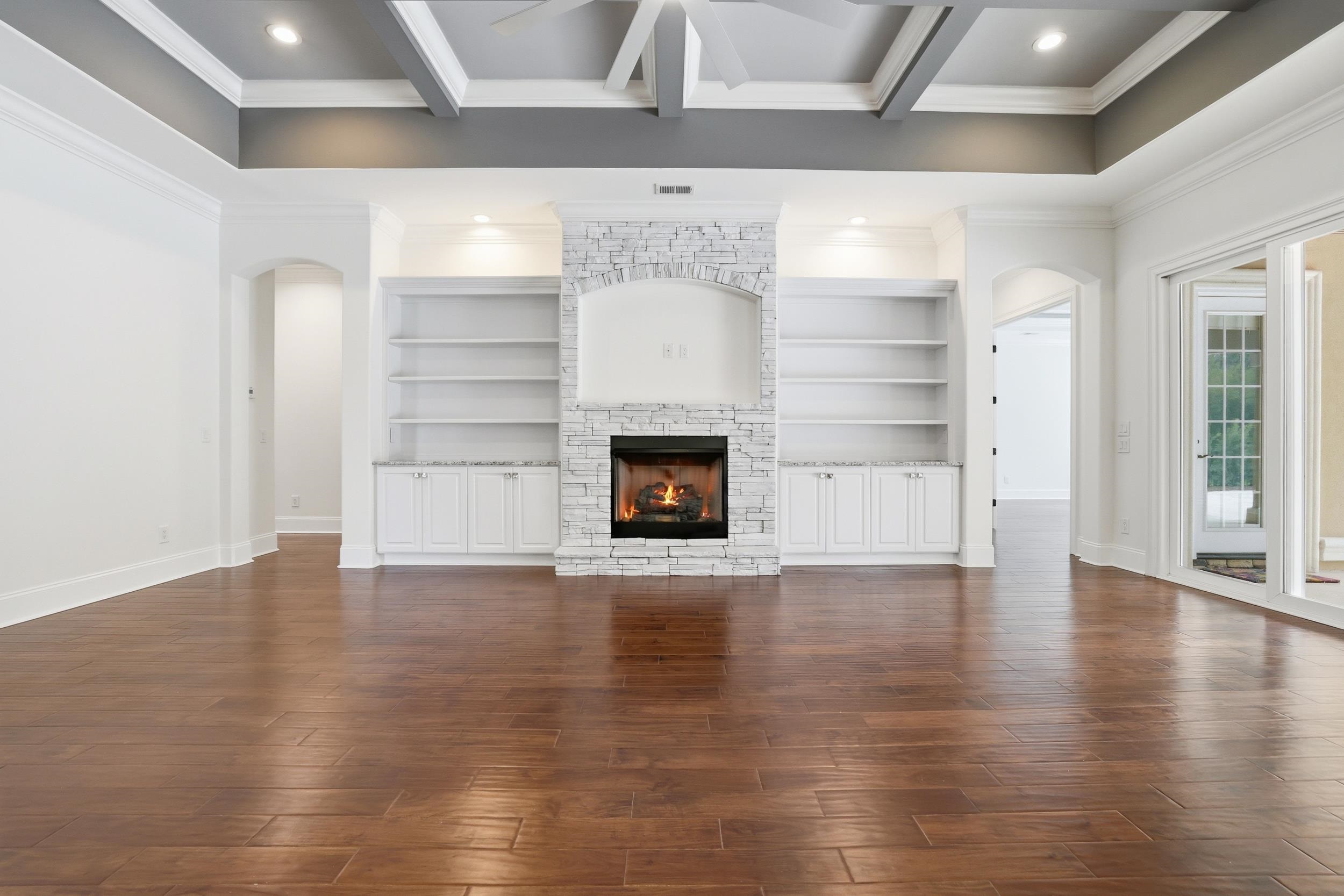 630 Edgecreek Dr.
