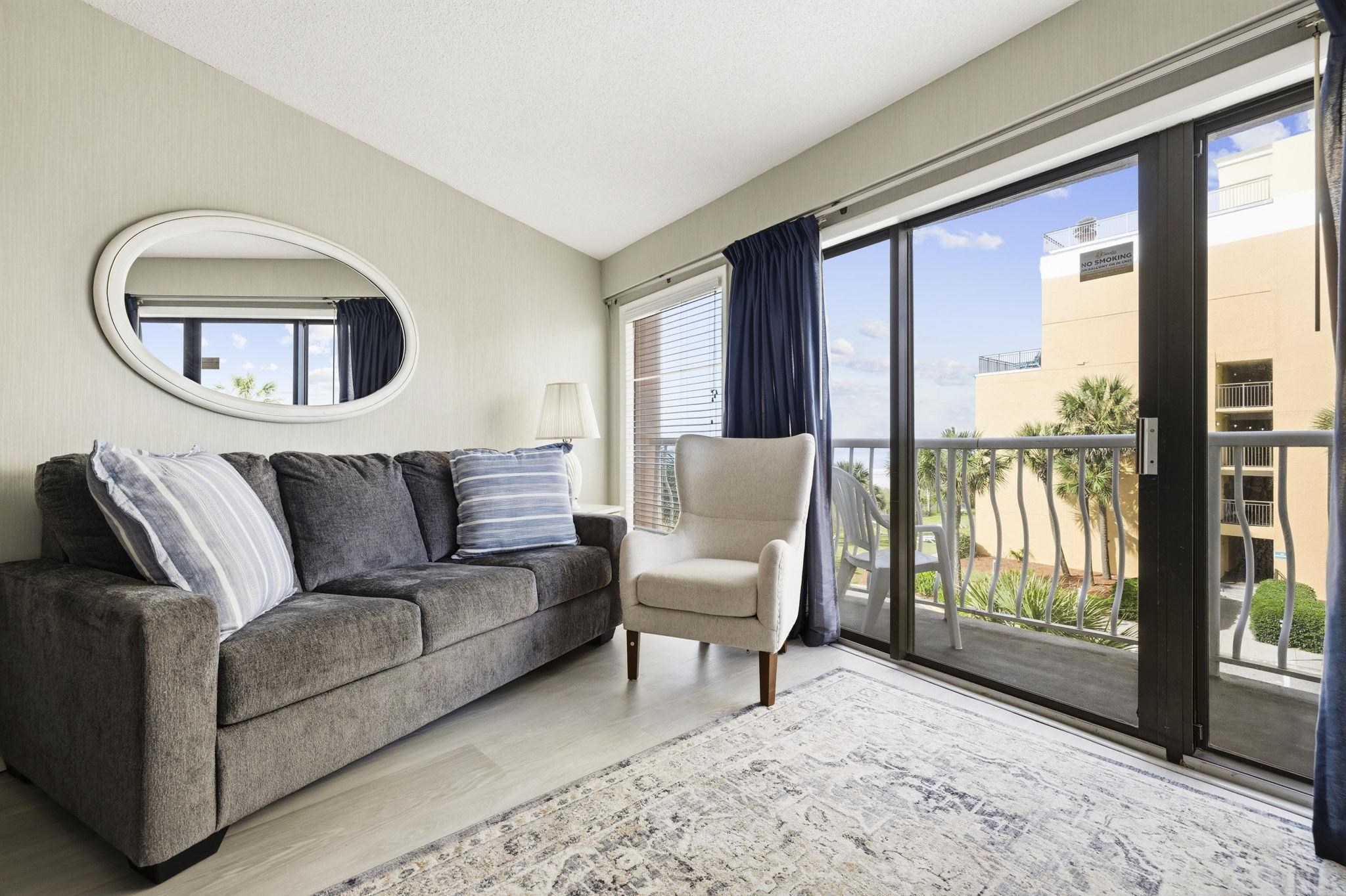 202 70th Ave. N Unit: 209