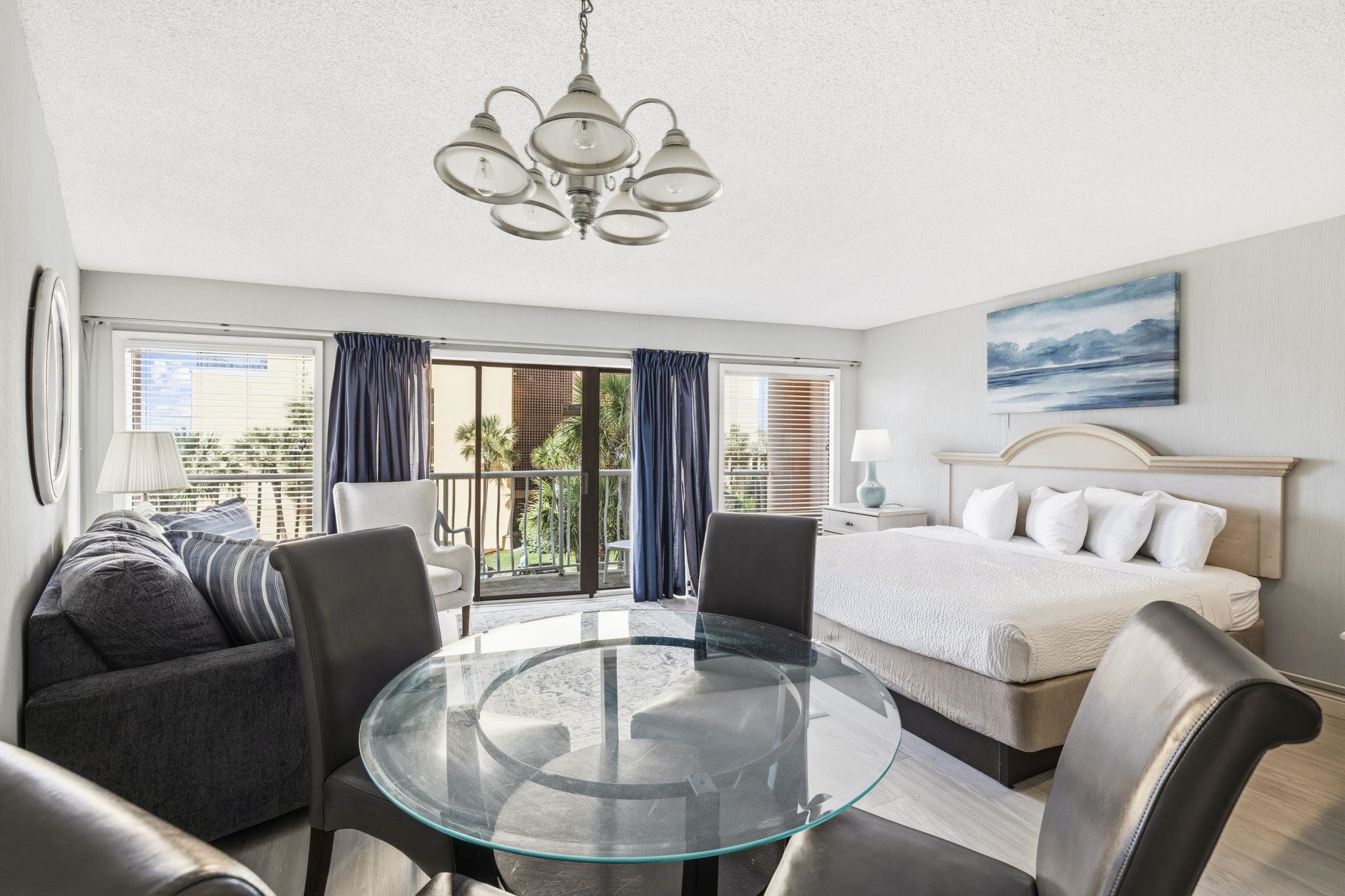 202 70th Ave. N Unit: 209