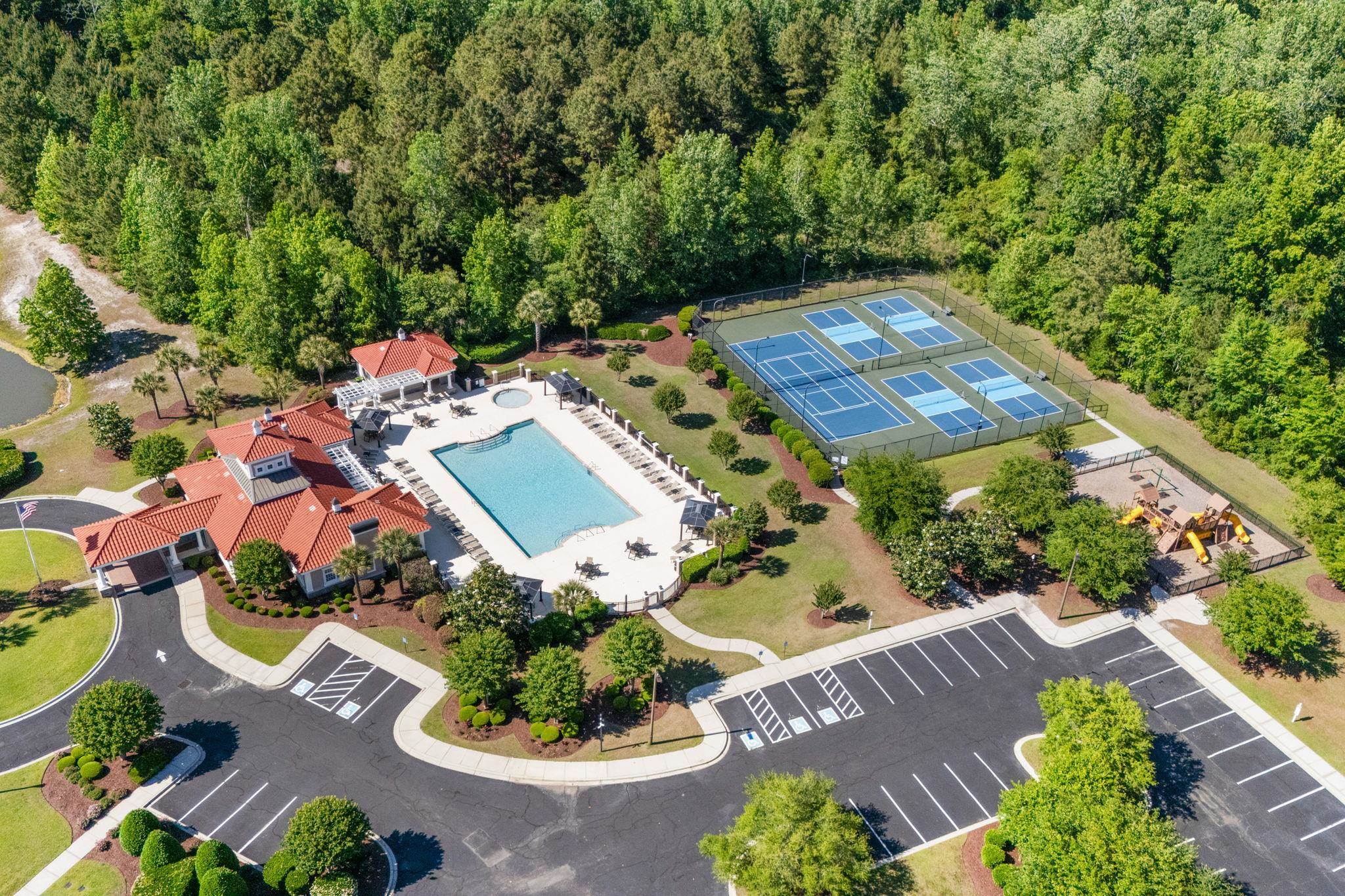 1015 Bluffview Dr.