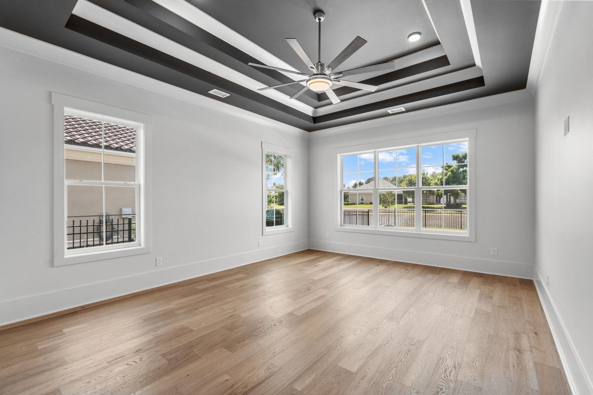 1015 Bluffview Dr.