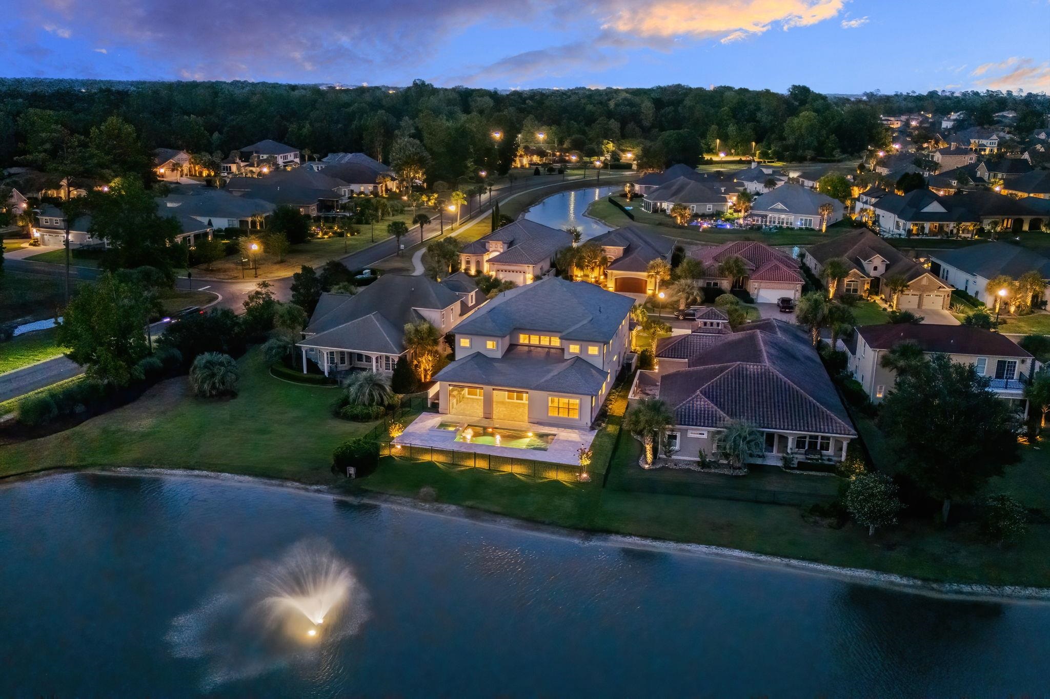 1015 Bluffview Dr.