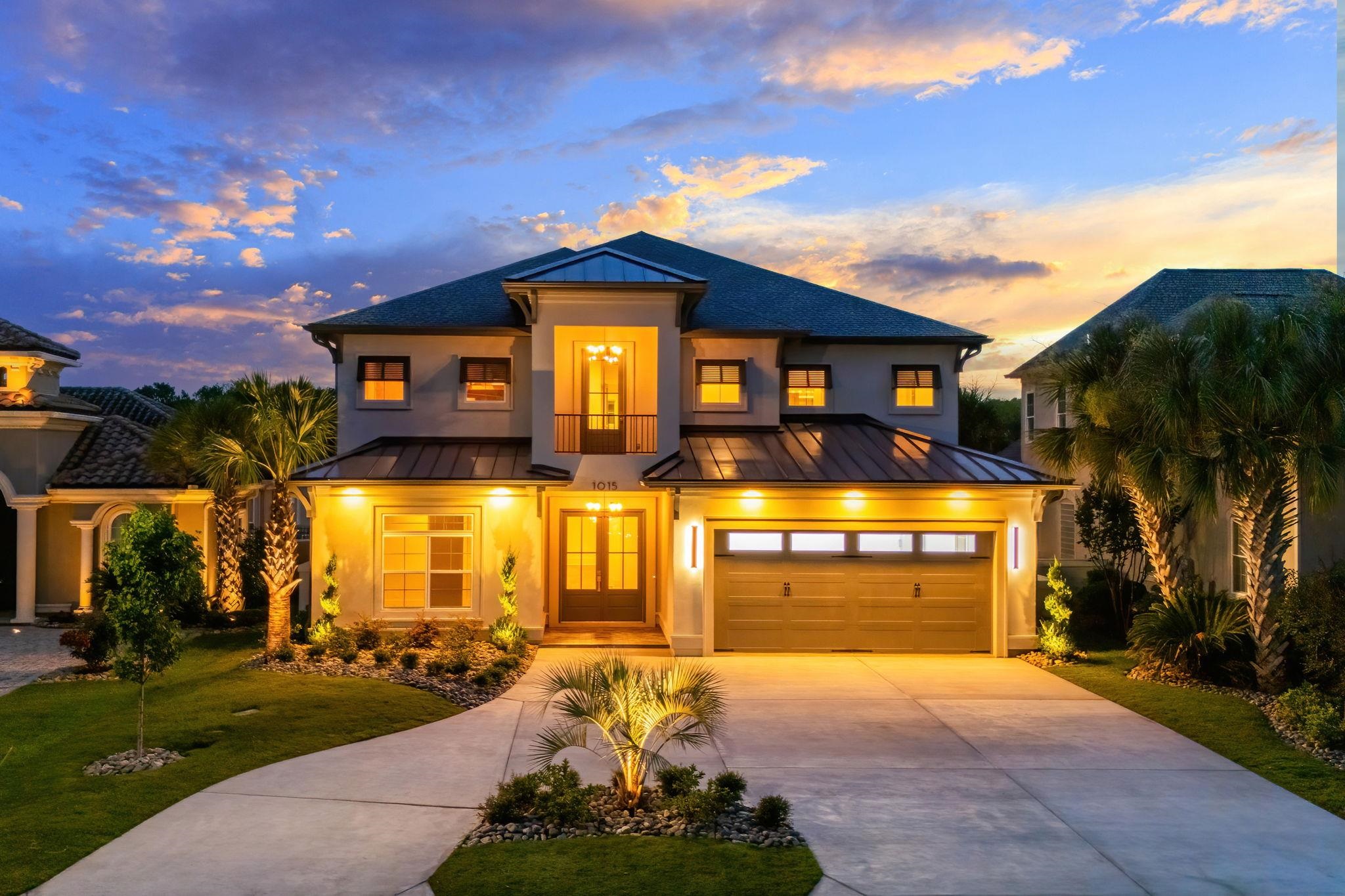 1015 Bluffview Dr.