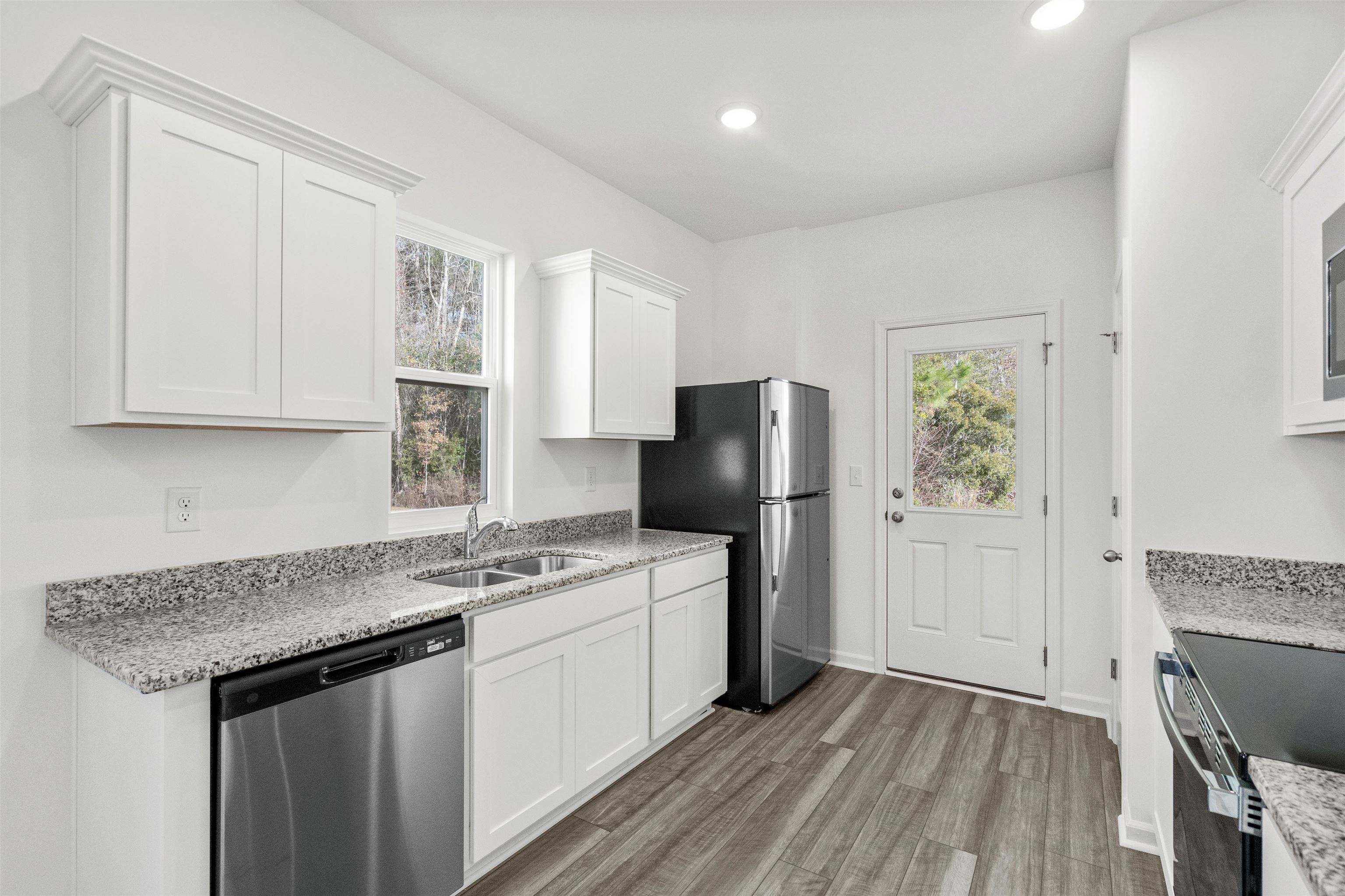 137 Covey Rise Dr