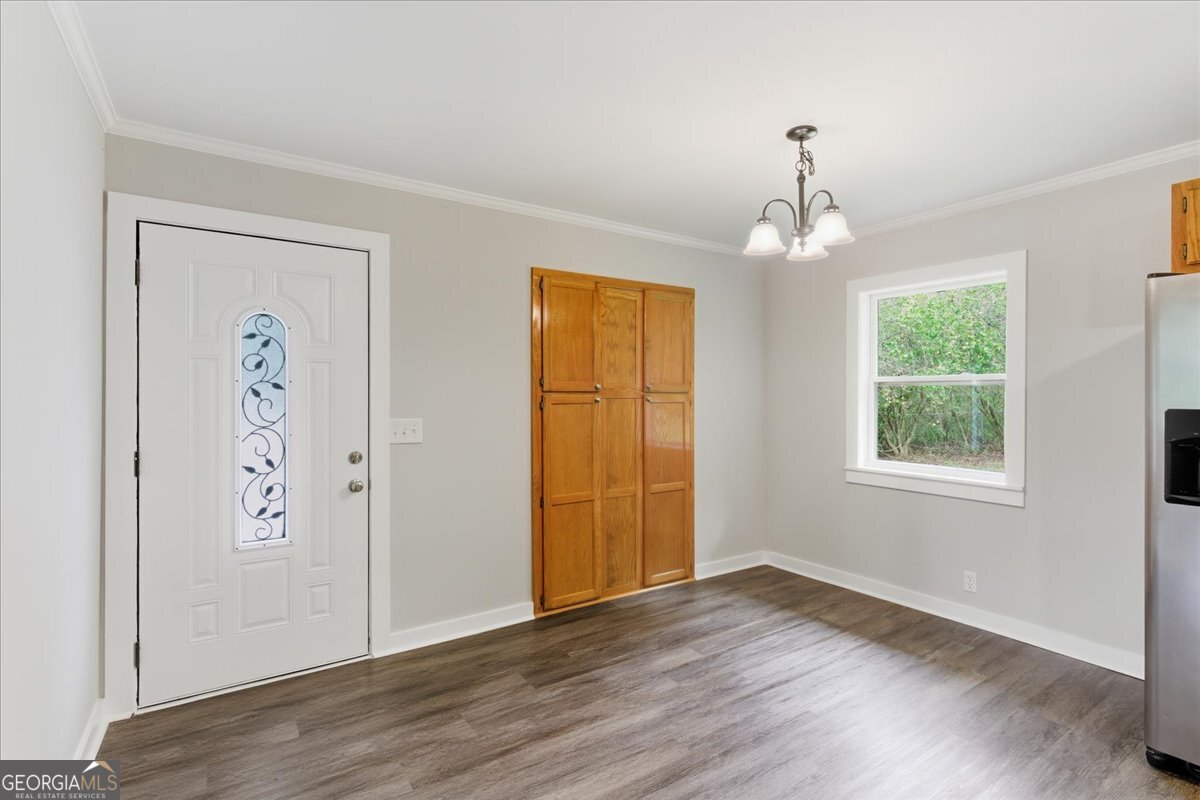 97 NW Gaddis Road NW