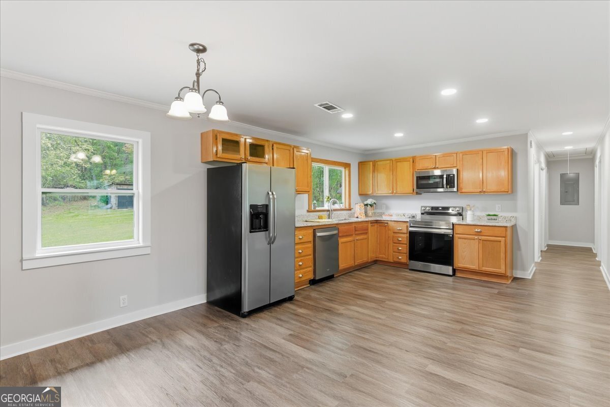 97 NW Gaddis Road NW