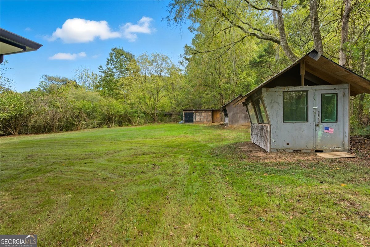 97 NW Gaddis Road NW