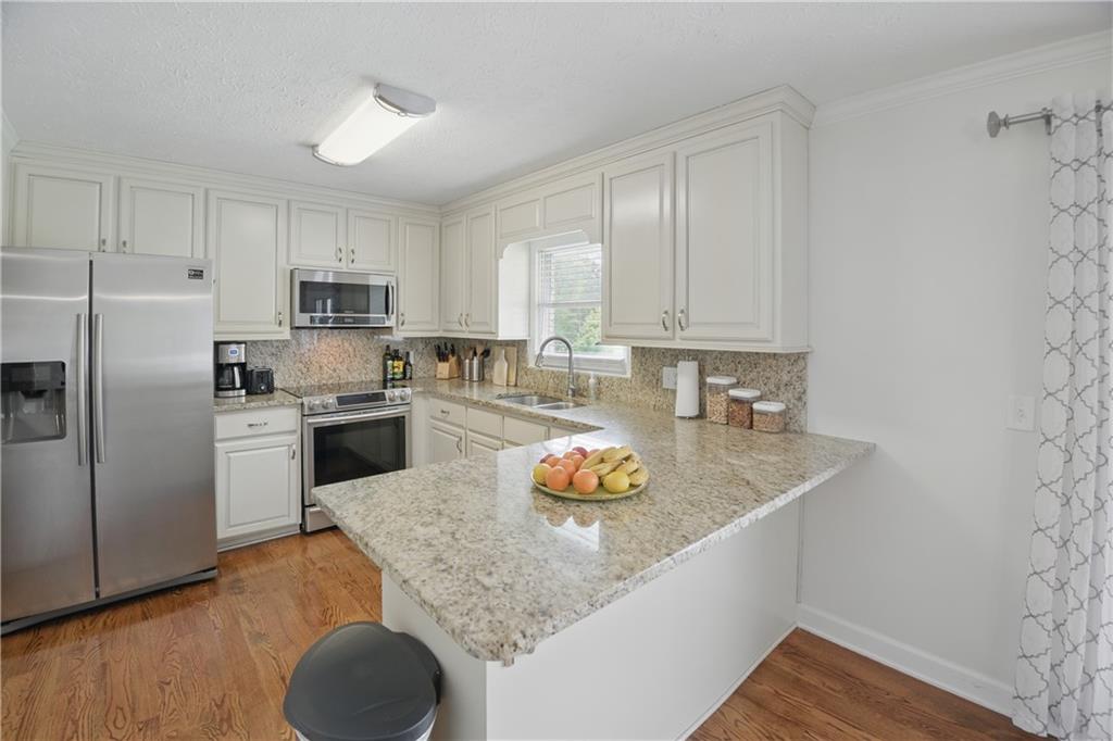 27 Ansley Way NW