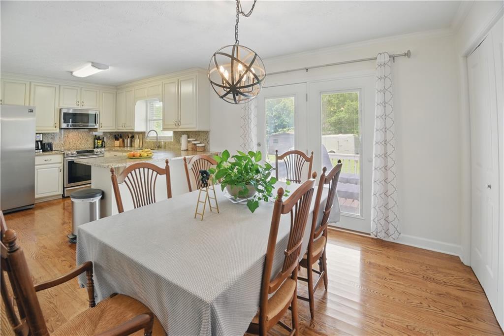 27 Ansley Way NW