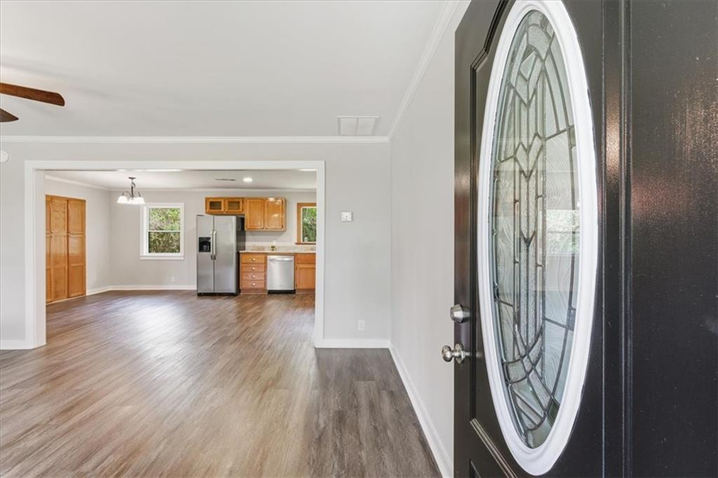 97 NW Gaddis Road NW