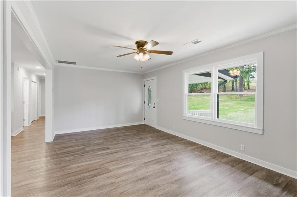 97 NW Gaddis Road NW