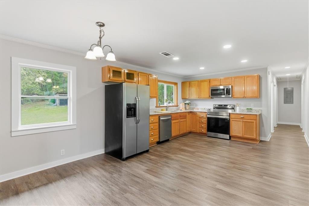 97 NW Gaddis Road NW