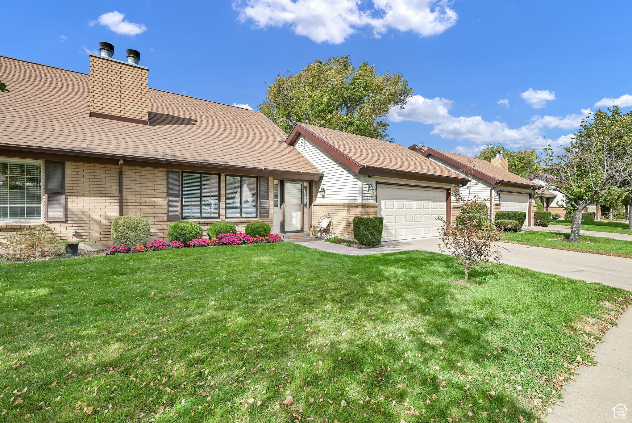 1209 N 575 W