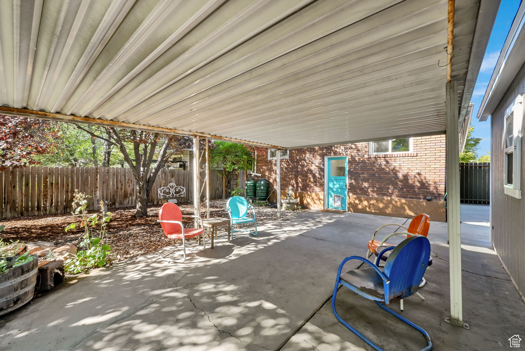 540 E REDONDO AVE