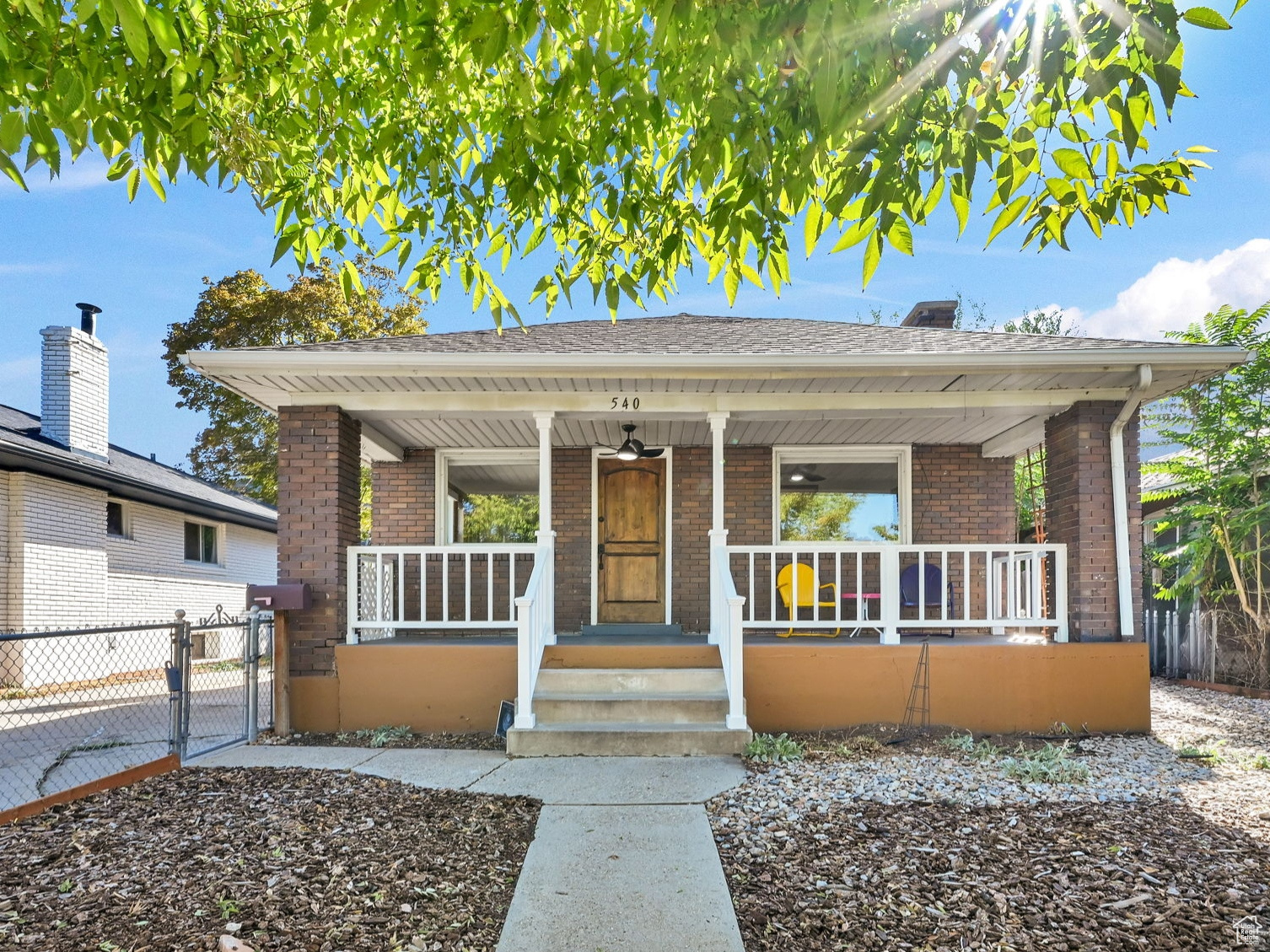 540 E REDONDO AVE