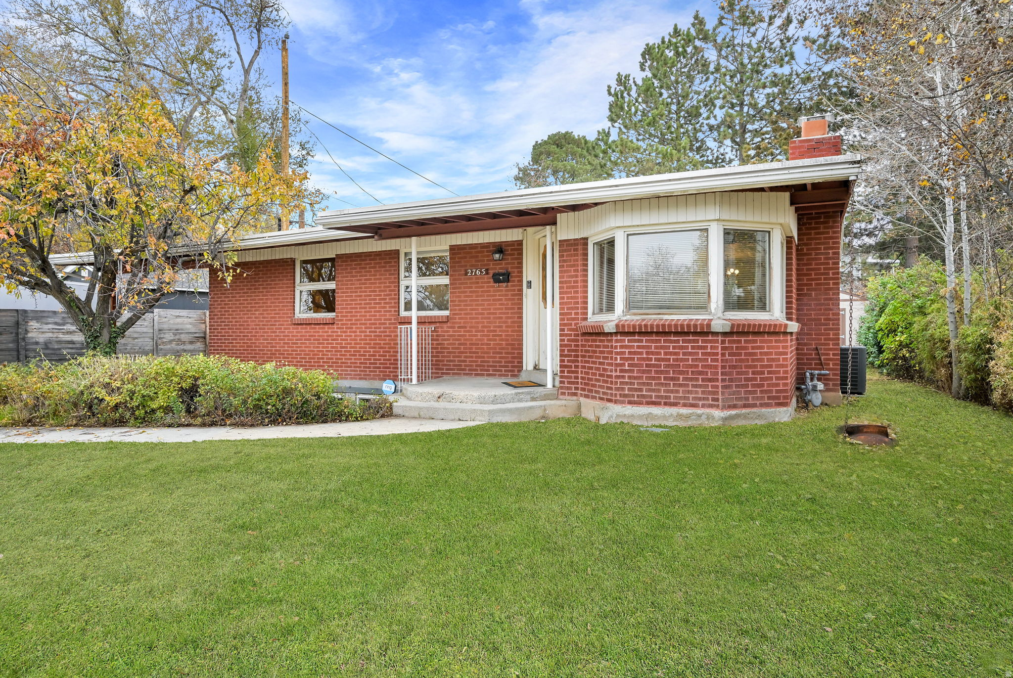 2765 S 2100 E