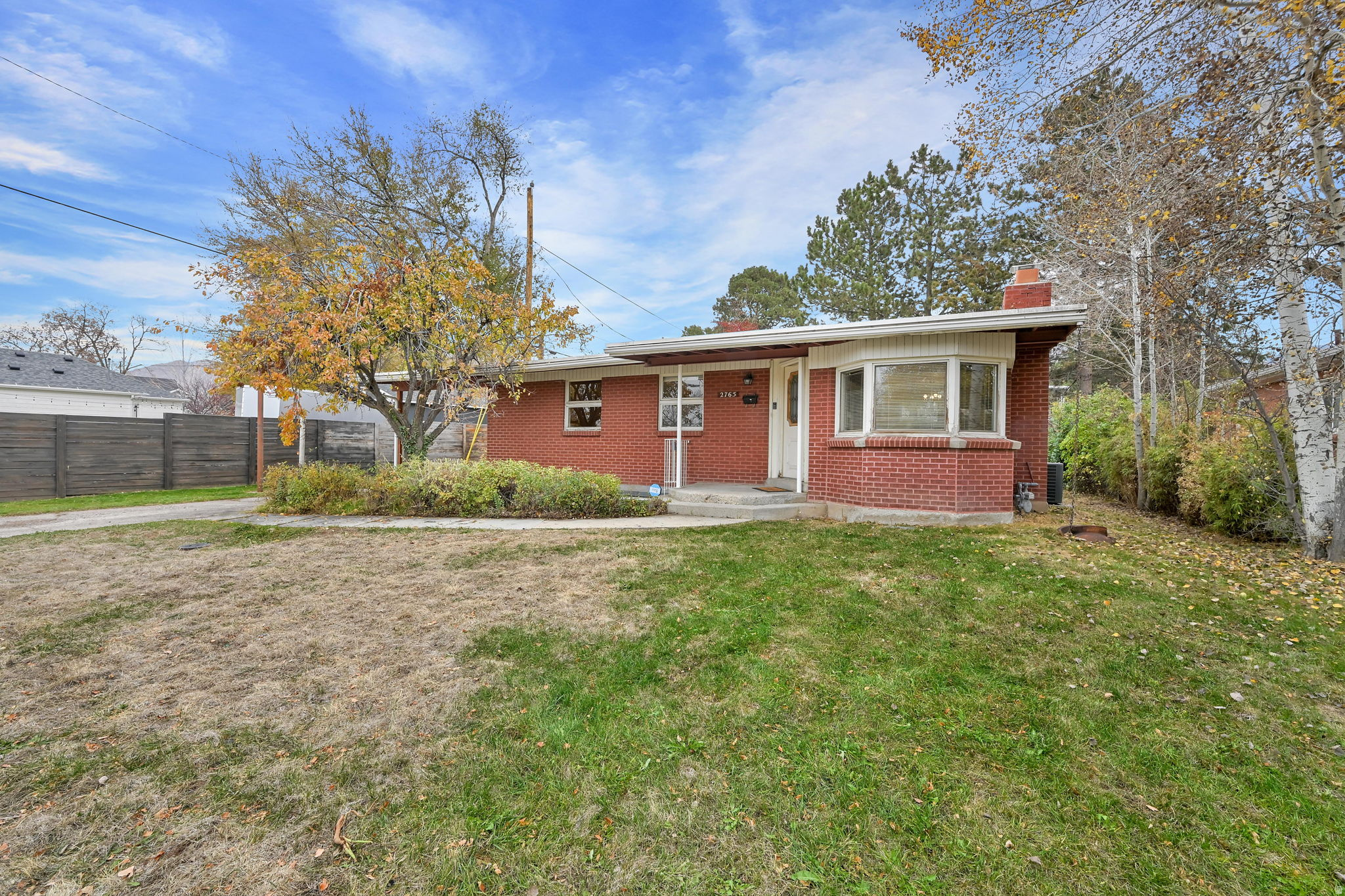 2765 S 2100 E