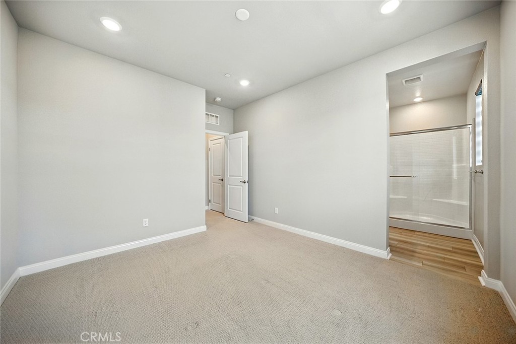 1425 W Sunrise Lane