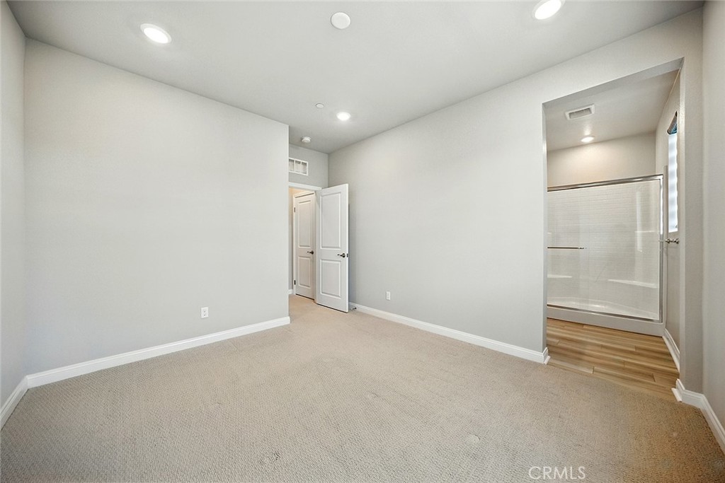 1425 W Sunrise Lane