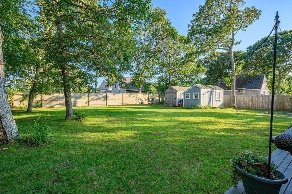 18 Chamberlain Ct